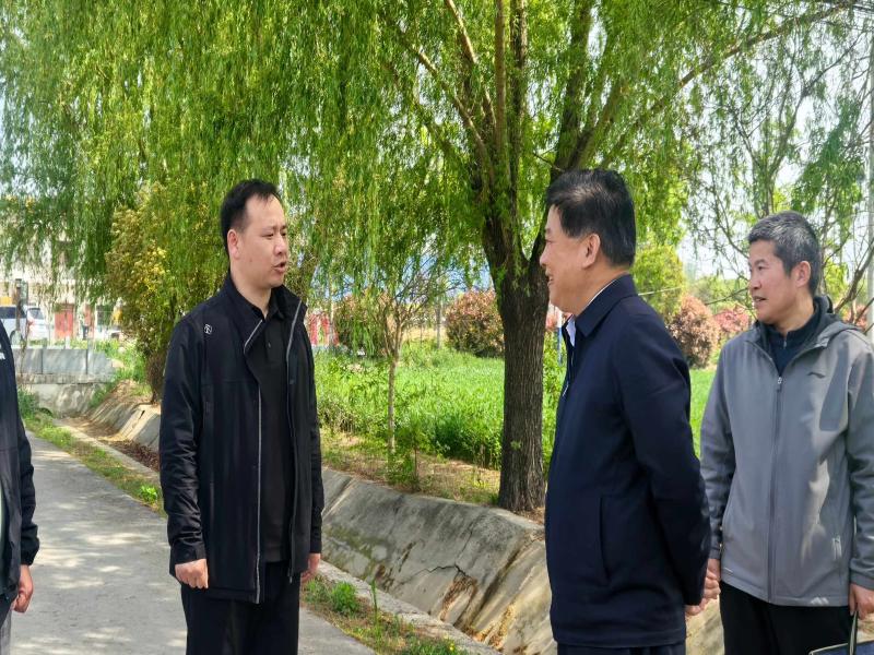 王劲松赴相山区开展访企入村专项行动